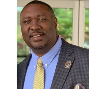 Meet your Posher, Devin